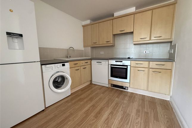 Flat 25 West End House, 140, West End Road, Hampshire photo 2