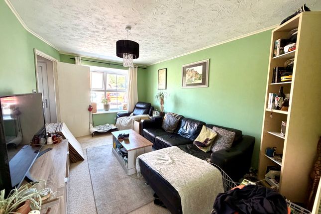 16, Usk Way, DIDCOT photo 2