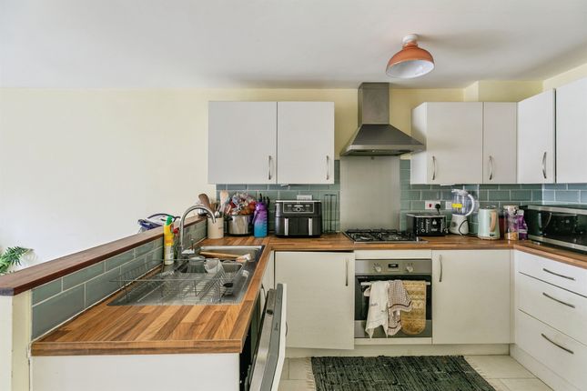 29, Gumcester Way, Huntingdon photo 3