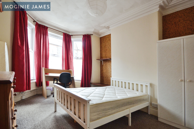47, Diana Street, Cardiff photo 4