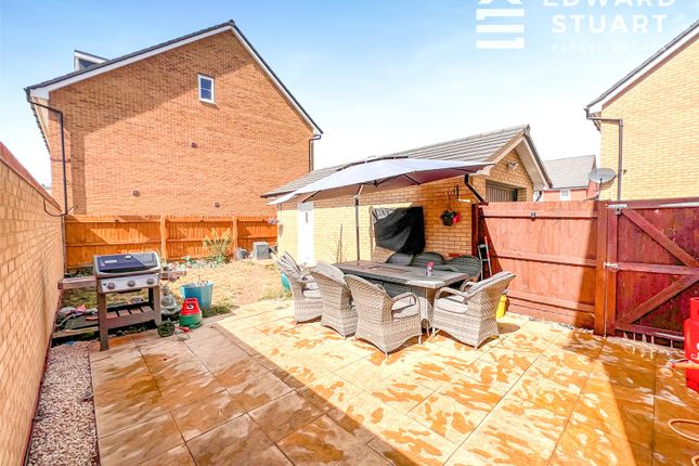 87, Aqua Drive, Peterborough photo 4