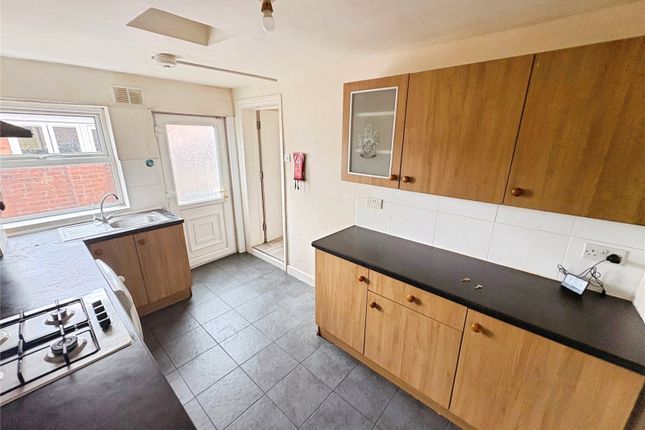 Flat A, 169, Lea Road, West Midlands photo 3