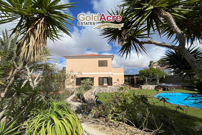 Detached house for sale in Villaverde, Canary Islands, Spain