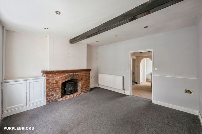 Ivy Cottage, High Street, Crowle photo 4