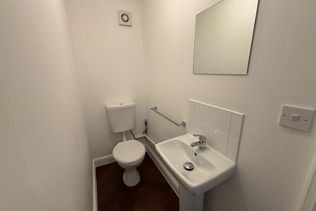 2A, Bolgoed Place, Merthyr Tydfil photo 4
