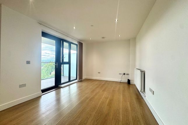 50a Lingfield Apartments, Parade Gardens, London photo 2