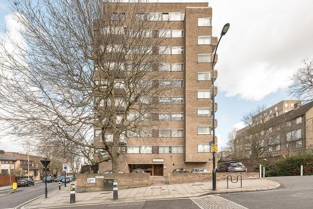 Flat to rent in Southbury, Loudoun Road, St Johns Wood