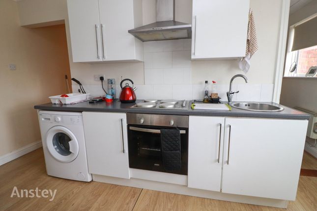 Flat to rent in Grosvenor Court, Grosvenor Road, Southampton