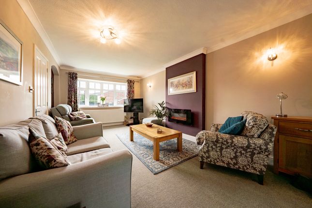 37 Pymm Ley Lane, Leicester photo 4