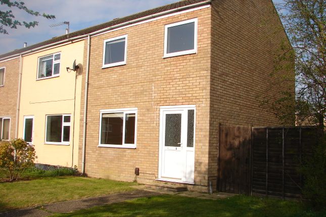 End terrace house to rent in Pettis Road, St. Ives, Huntingdon