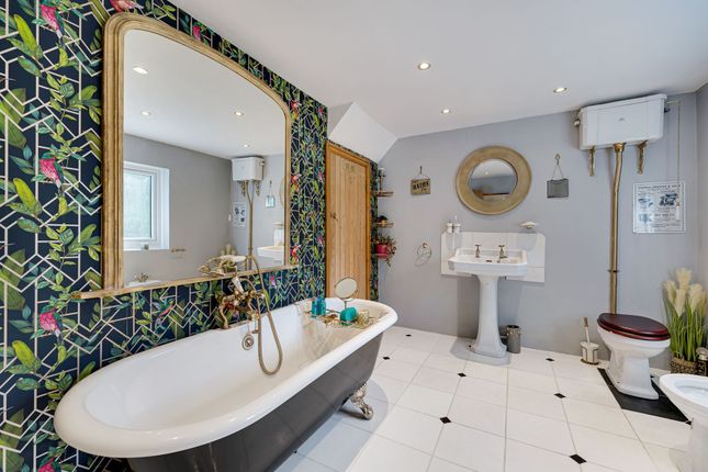 1 Arley Grove, Lymm photo 4