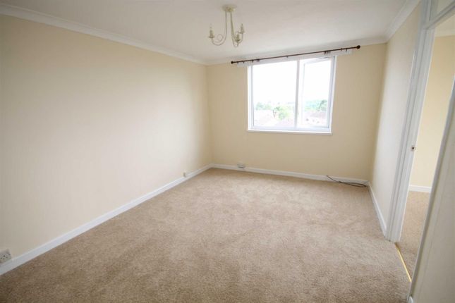 31, Awel Mor, Cardiff photo 2