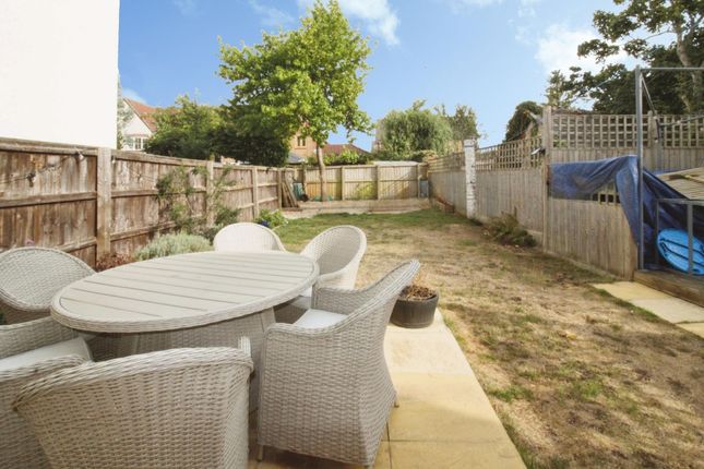 60 Webbs Court, Chippenham photo 4