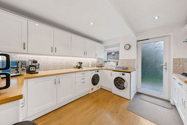 49 Littleton Close, Warrington photo 3