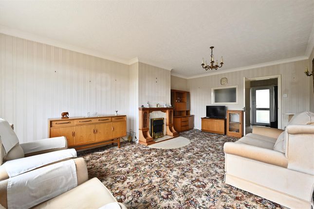 51, Birkdale, Bexhill-On-Sea photo 4