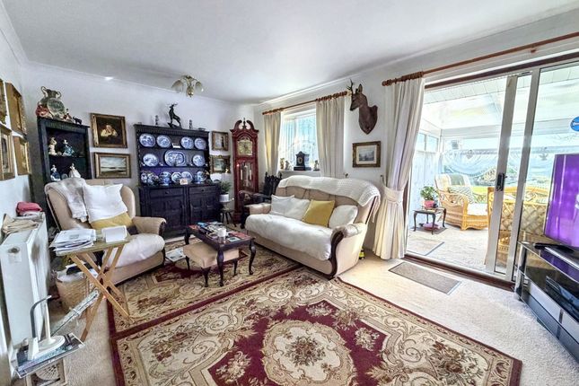 4, Chestnut Drive, Durham photo 4