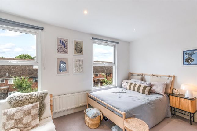 Thumbnail Flat to rent in Crystal Palace Road, East Dulwich, London