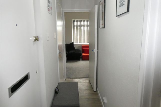 Flat to rent in Brantwood Rise, Banbury