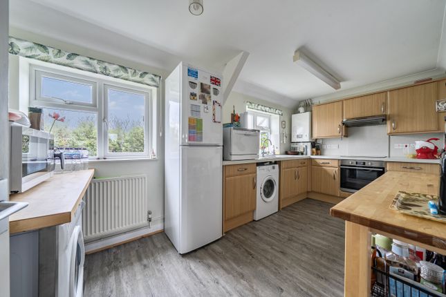 18, Gorringe Avenue, South Darenth photo 3