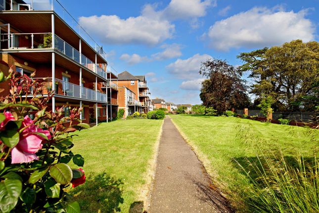 Thumbnail Flat for sale in Roswell Court, Douglas Avenue, Exmouth