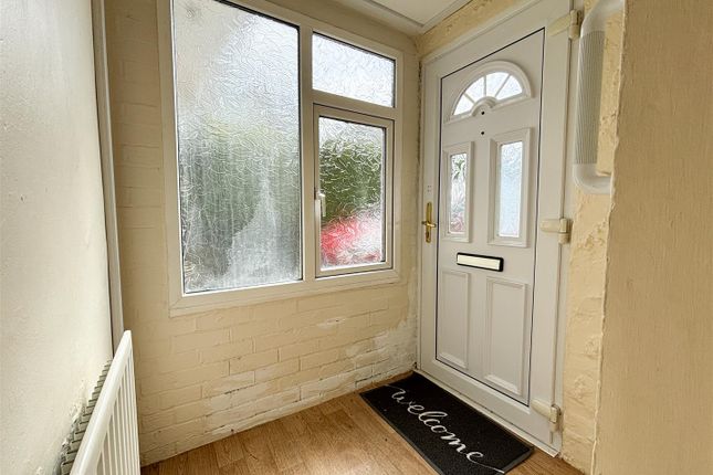 18, Dart Close, Stoke-On-Trent photo 2