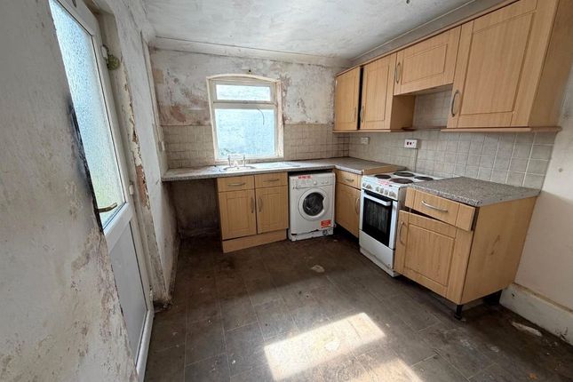 2 Chapel Street, Camborne photo 2