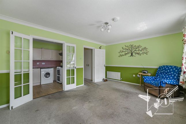 67 St James Oaks, Trafalgar Road, Gravesend photo 2