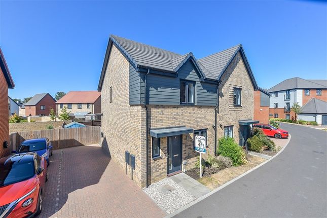 2-bed house on Serpentine Road, Faversham, £214,500