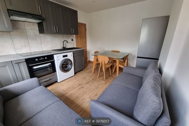 The Ridgeway Acton Town, London photo 2