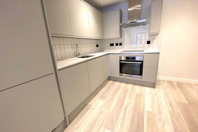102, Birmingham photo 3