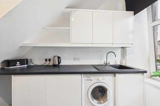 Flat 13, 1, Townend Street, Dalry photo 4