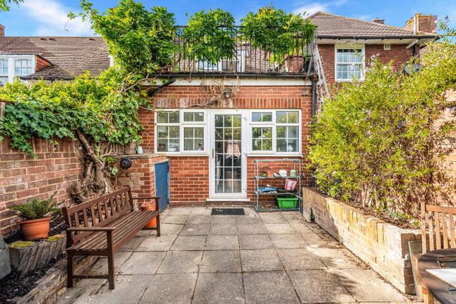 144, Wulfstan Street, Shepherds Bush photo 4