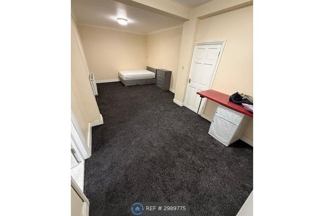 Goodmayes Avenue, Ilford photo 5