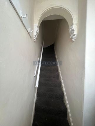 65 Yews Hill Road, Huddersfield photo 5