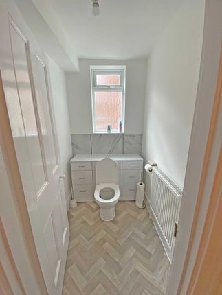 Flat to rent in Conduit Road, Bedford