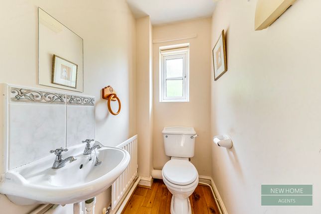 4, Goodalls Grove, Evesham photo 5