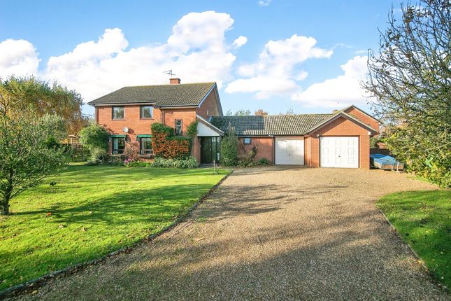 Thumbnail Detached house for sale in Robletts, Bredfield, Woodbridge