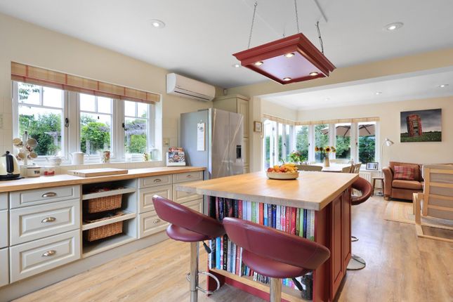 The Old Farmhouse, Manor Road, Little Shelford, Cambridge photo 4