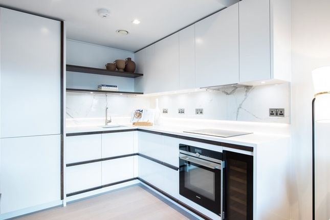 Flat to rent in 287 Edgware Road, London