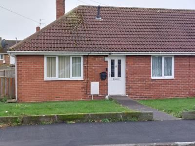 Bungalow to rent in Valley Drive, Esh Winning, Durham DH7