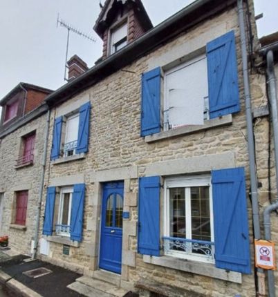 Cottage for sale in Conde-Sur-Sarthe, Basse-Normandie, 61250, France
