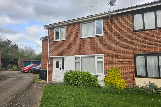 Thumbnail Property to rent in Langham Road, Raunds, Wellingborough