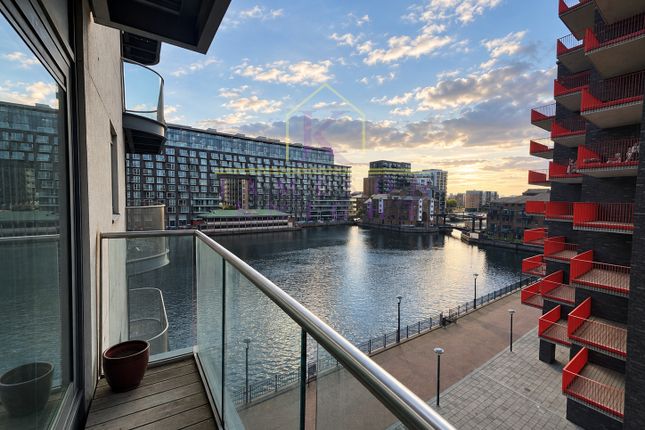 1-bed flat on Flat 132 41, Millharbour, Greater London, £380,000