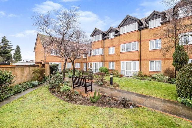 Thumbnail Flat for sale in Parkview Court, 54 Brancaster Road