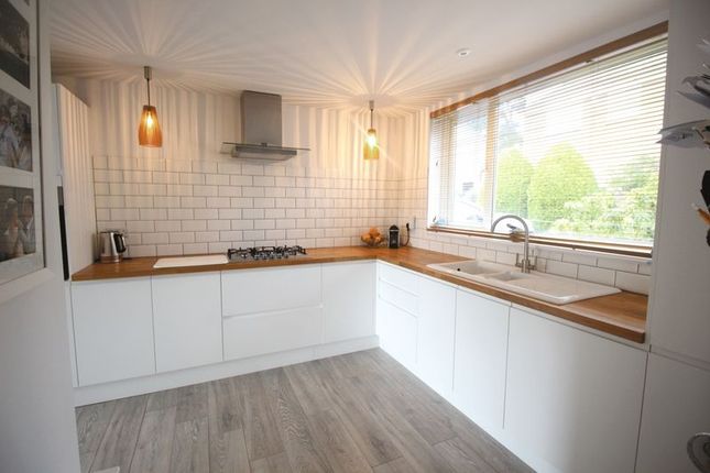 4 Bed Link Detached House To Rent In Florida Drive Exeter