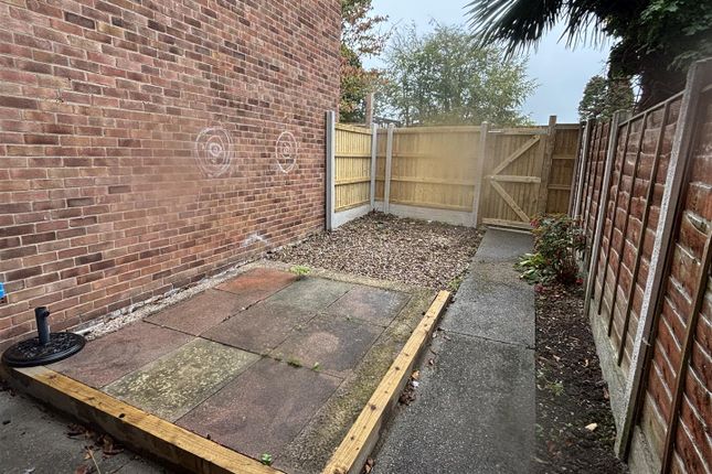 11, Locko Court, Spondon photo 3