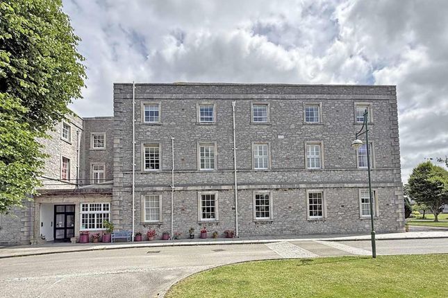 Evans Court - Front.Jpg