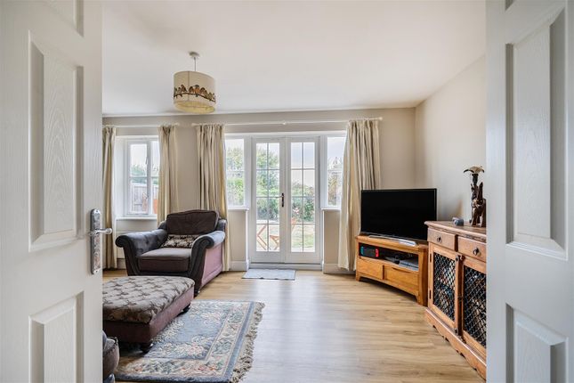 15, Shepherds Drove, West Ashton photo 4
