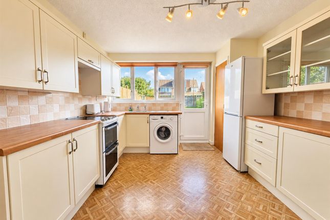 10, Barnacre Drive, Hucclecote photo 3