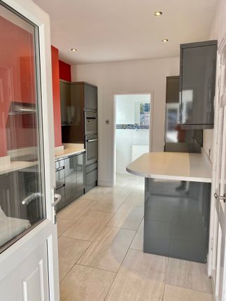 10, Sheffield Road, Worksop photo 4